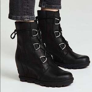 Sorel- Joan of arc II  size 8